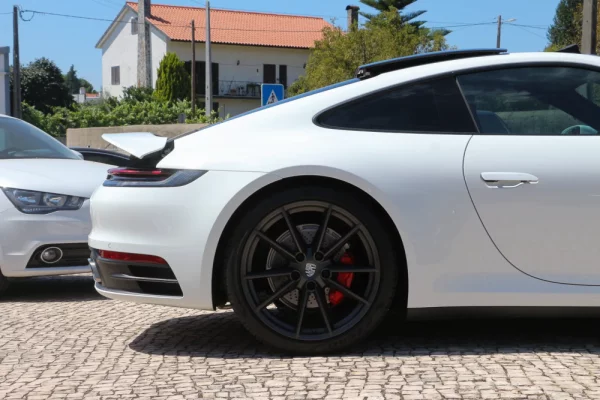 Porsche 911 (992) Carrera PDK 21