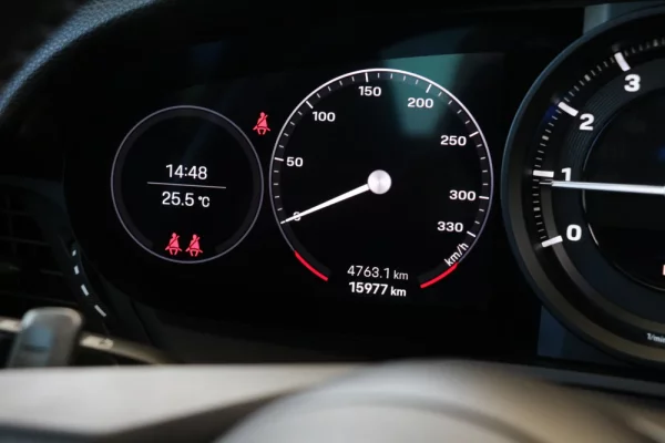 Porsche 911 (992) Carrera PDK 39