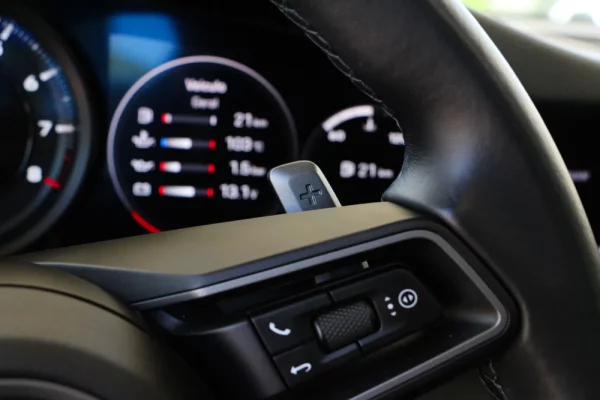 Porsche 911 (992) Carrera PDK 42