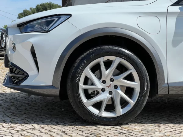Cupra Formentor 1.4 e-Hybrid DSG VZ 6