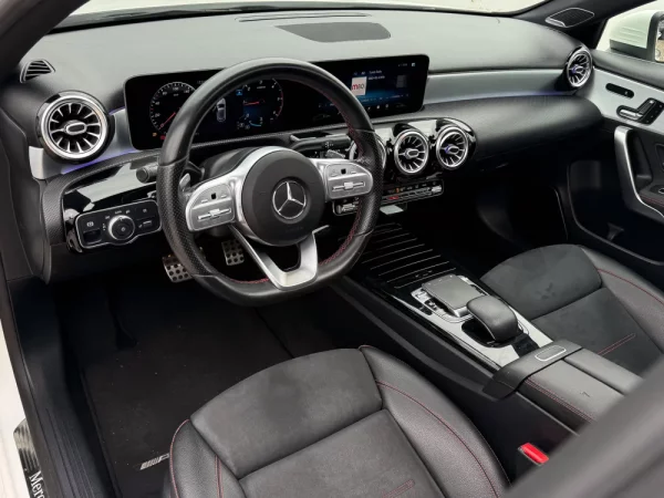Mercedes-Benz A 180 d AMG Line Aut. 2