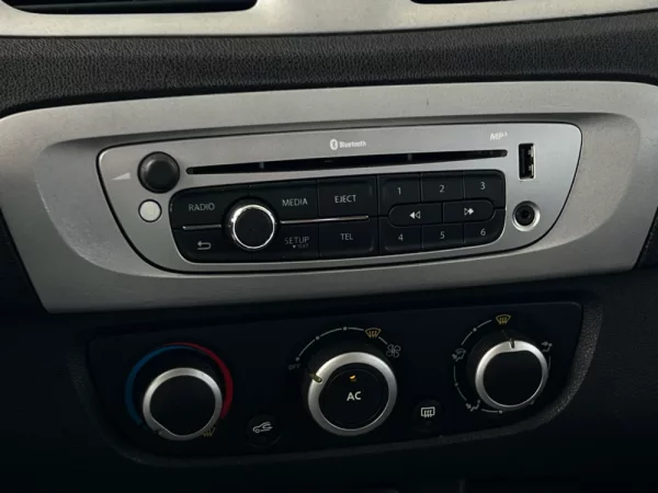 Renault Scénic 1.5 dCi Sport SS 12
