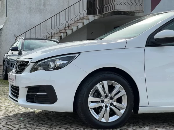 Peugeot 308 1.5 BlueHDi Business Line 5