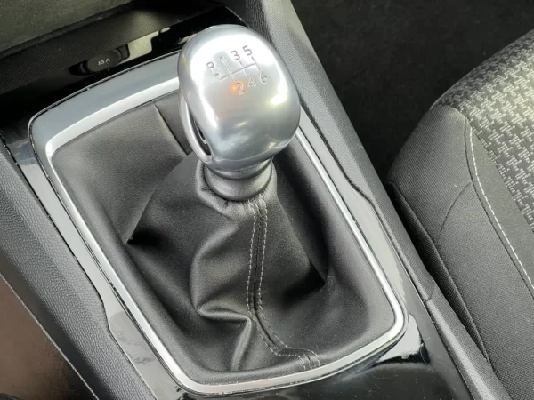 Peugeot 308 1.5 BlueHDi Business Line 11