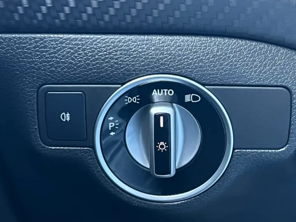 Mercedes-Benz A 180 d AMG Line 24