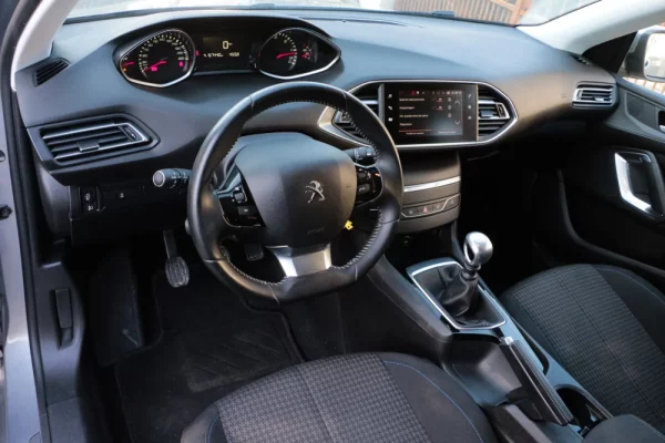 Peugeot 308 1.5 BlueHDi Style 2