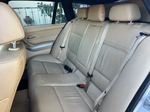 BMW 318 d Touring Auto Pack M 6