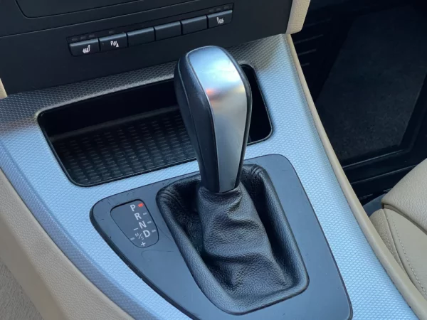 BMW 318 d Touring Auto Pack M 10