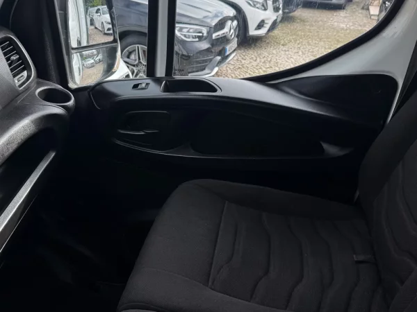 Iveco Daily 2.3 35S13D 3750 15