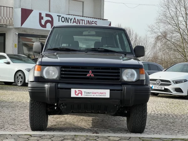 Mitsubishi Pajero 2.5 TDi GLS 4