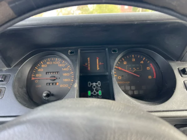 Mitsubishi Pajero 2.5 TDi GLS 11