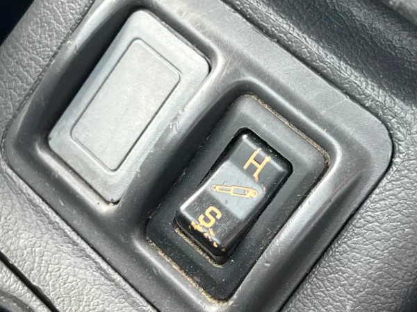 Mitsubishi Pajero 2.5 TDi GLS 17