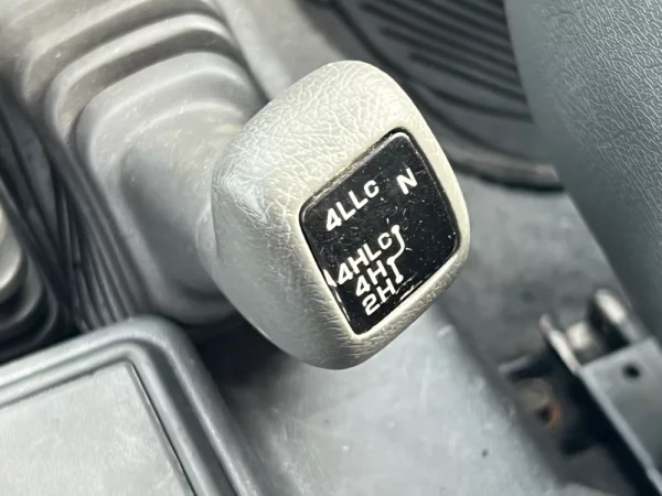 Mitsubishi Pajero 2.5 TDi GLS 19