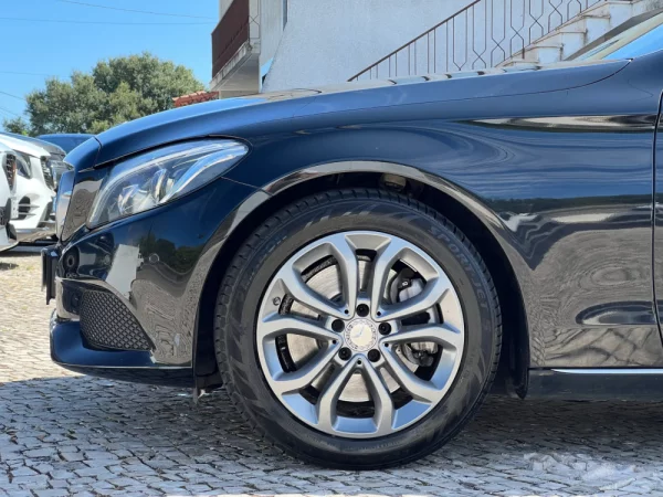 Mercedes-Benz C 300 h Avantgarde+ 2