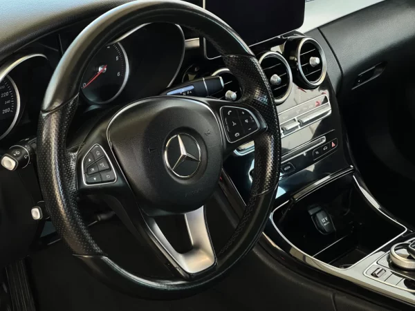 Mercedes-Benz C 300 h Avantgarde+ 3
