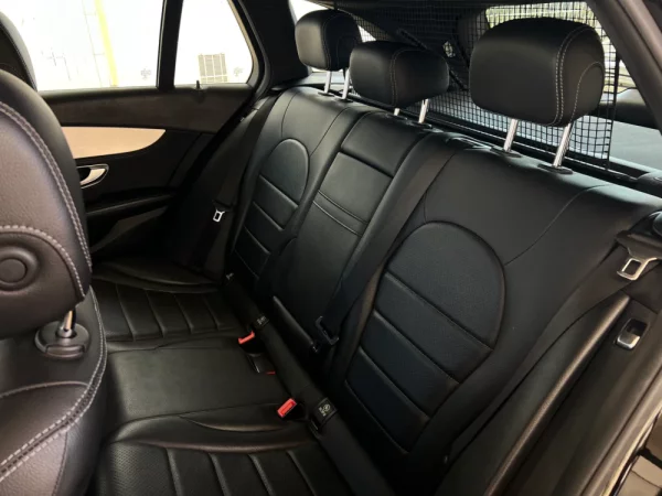 Mercedes-Benz C 300 h Avantgarde+ 5