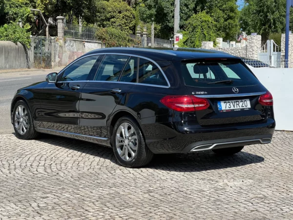 Mercedes-Benz C 300 h Avantgarde+ 12