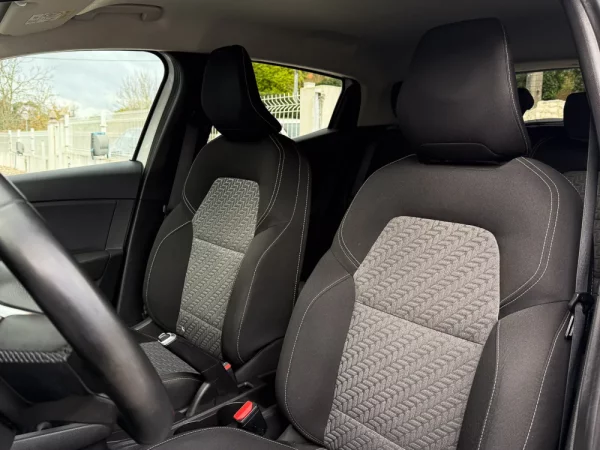 Renault Clio 1.0 TCe Intens Bi-Fuel 15