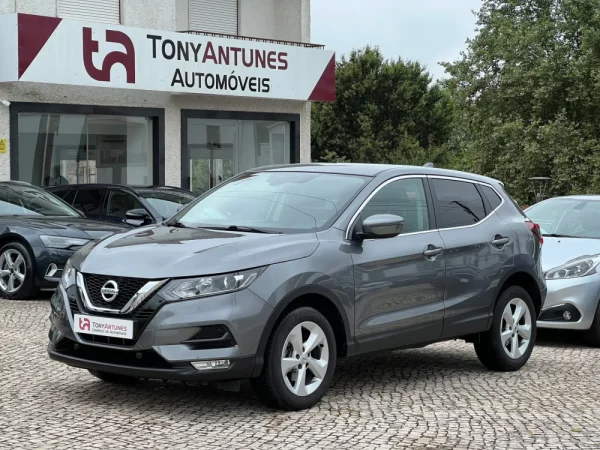 Nissan Qashqai 1.5 dCi Acenta Connect 1