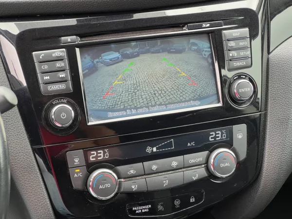 Nissan Qashqai 1.5 dCi Acenta Connect 16