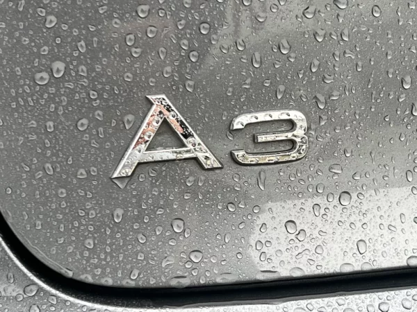 Audi A3 Limousine 30 TDI Design 10