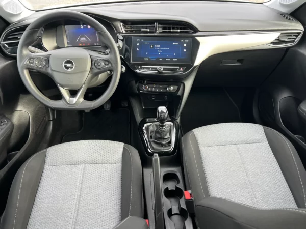 Opel Corsa 1.2 T Edition 10