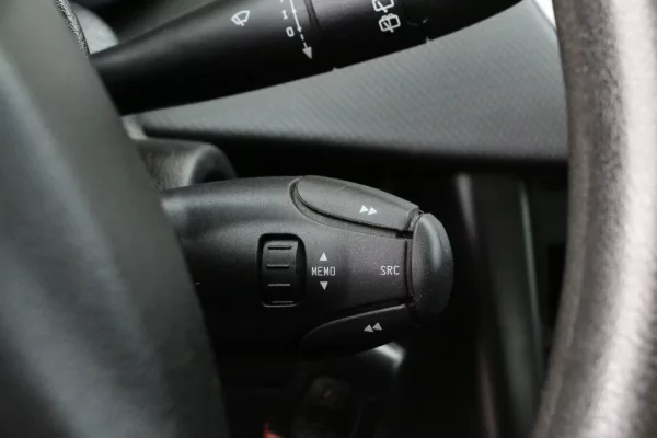 Peugeot 207 1.4 16V Trendy 17