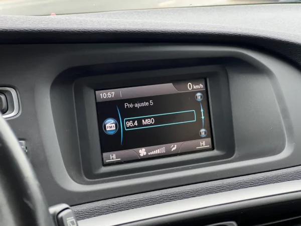 Volvo V40 2.0 D2 Kinetic 9
