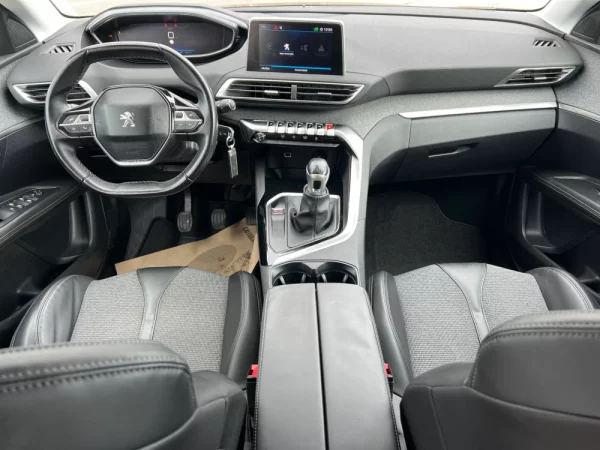 Peugeot 3008 1.5 BlueHDi Allure 23