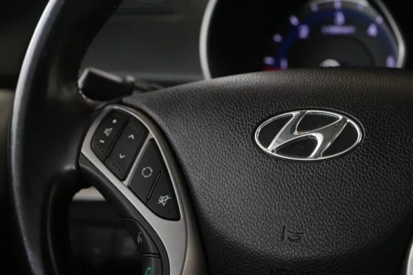 Hyundai i30 1.6 CRDI Comfort 5