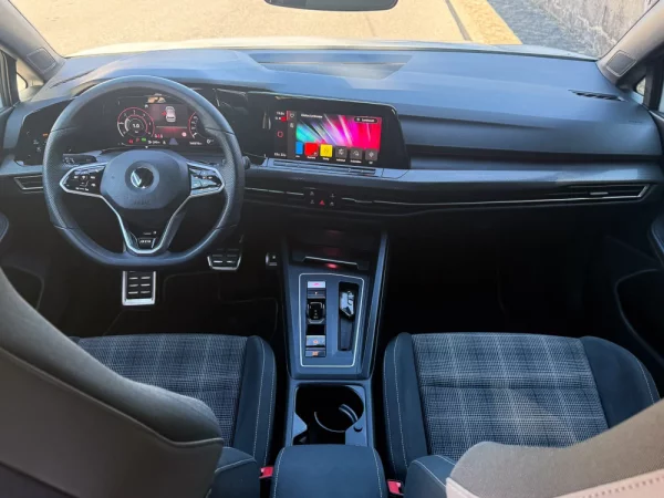 Volkswagen Golf 2.0 TDI GTD DSG 4