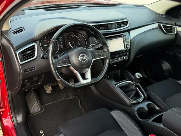 Nissan Qashqai 1.5 dCi N-Connecta 2