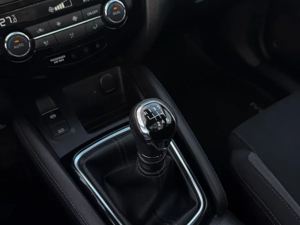 Nissan Qashqai 1.5 dCi N-Connecta 18