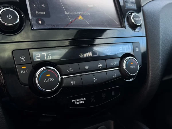 Nissan Qashqai 1.5 dCi N-Connecta 19