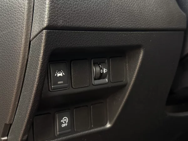 Nissan Qashqai 1.5 dCi N-Connecta 25