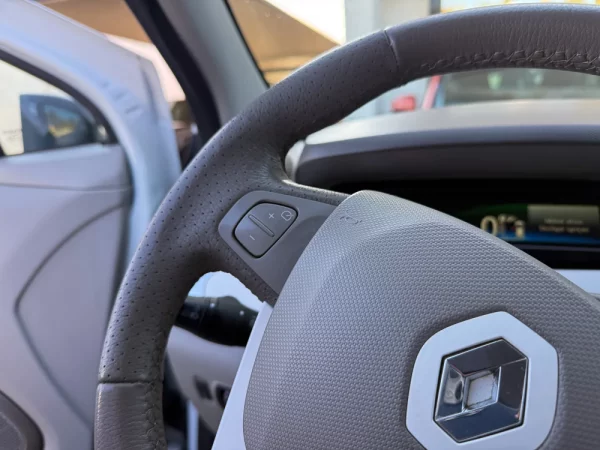 Renault Zoe (c/ Bateria) 41 kwh Life 17