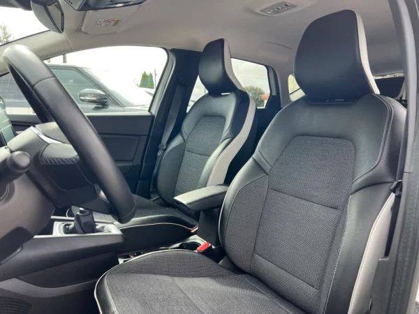 Renault Captur 1.0 TCe Exclusive 14