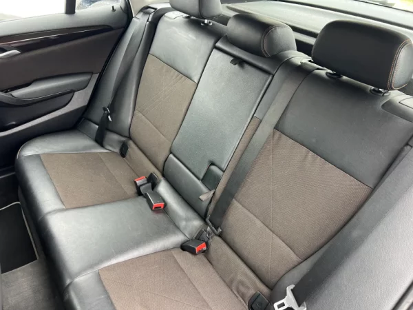 BMW X1 16 d sDrive 10