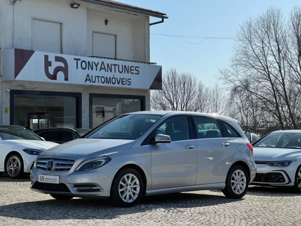 Mercedes-Benz B 180 CDI Urban 1