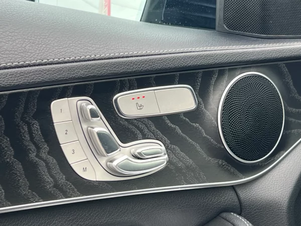 Mercedes-Benz C 300 C 300de T 9G-TRONIC AMG Line 11