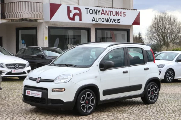 Fiat Panda 1.0 Hybrid City 1