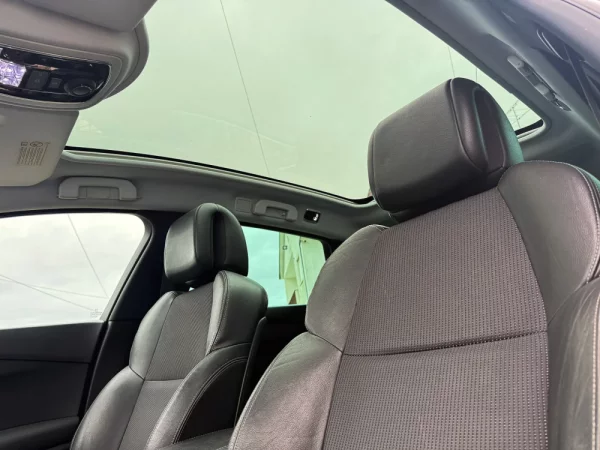 Peugeot 508 SW 2.0 HDi Allure 6