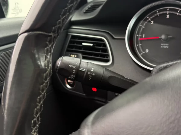 Peugeot 508 SW 2.0 HDi Allure 24