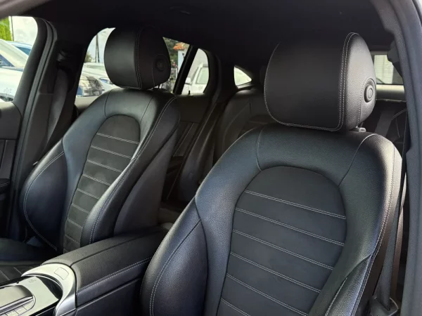 Mercedes-Benz GLC 200 d Coupé 16