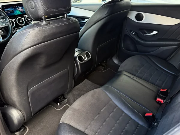 Mercedes-Benz GLC 200 d Coupé 31
