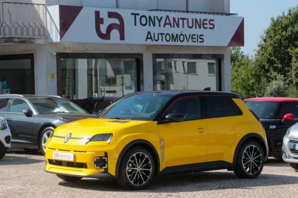 Renault 5 E-Tech 52 kWh Evolution Autonomia Conforto 1