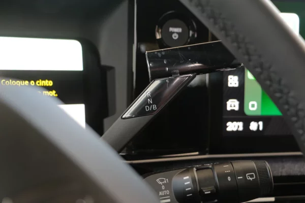 Renault 5 E-Tech 52 kWh Evolution Autonomia Conforto 19