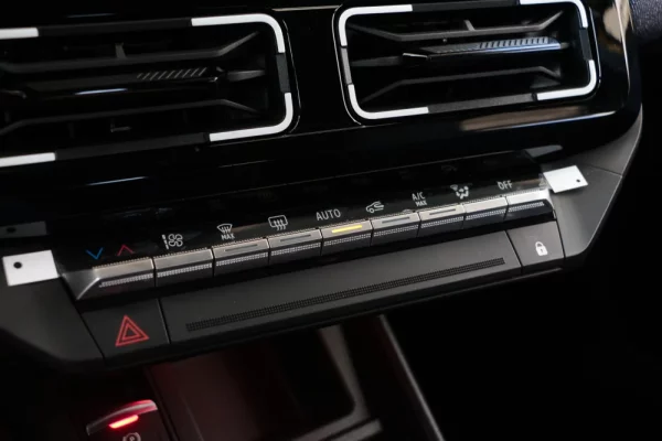 Renault 5 E-Tech 52 kWh Evolution Autonomia Conforto 31