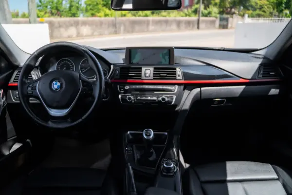 BMW 318 d Blue Performance Sport Line 4