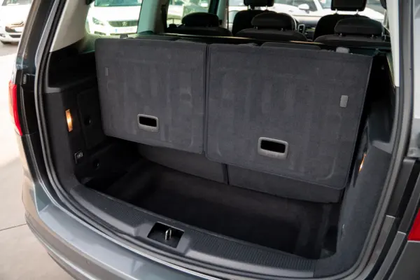 Volkswagen Sharan 2.0 TDI Confortline 33
